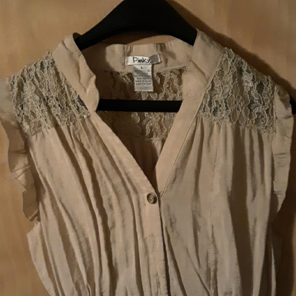 🦄Long adorable top🦄 - Picture 1 of 7